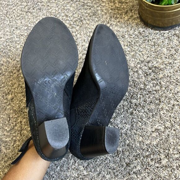 Vionic Anne Women's Black suede Leather Boots size 9 Block Heel Side Zip Classic - Picture 3 of 9